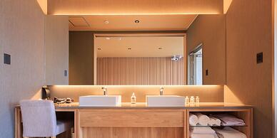 ALBAHOTELANDGLAMPING