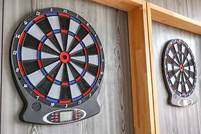 ALBAHOTELANDGLAMPING