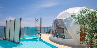 ALBAHOTELANDGLAMPING