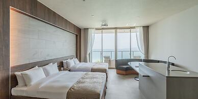 ALBAHOTELANDGLAMPING