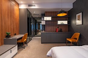 Hotel Element