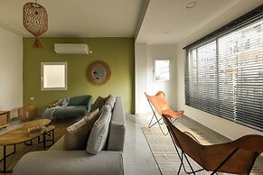 Prime location Sunny 3bedroom apartment