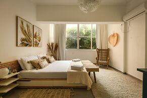 Prime location Sunny 3bedroom apartment