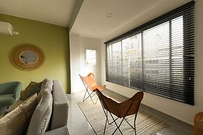 Prime location Sunny 3bedroom apartment