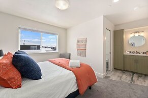 938 Jerome St Unit 2