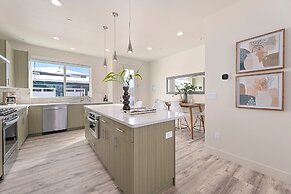 938 Jerome St Unit 2