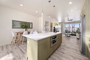 938 Jerome St Unit 2