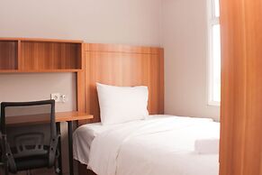 Fancy And Comfy 2Br Apartment At Springlake Summarecon