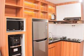 Fancy And Comfy 2Br Apartment At Springlake Summarecon
