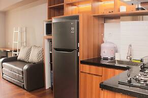 Fancy And Comfy 2Br Apartment At Springlake Summarecon