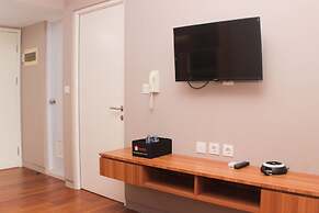 Fancy And Comfy 2Br Apartment At Springlake Summarecon