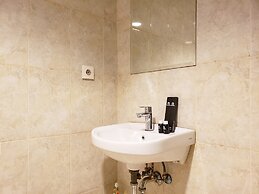 Fancy And Nice Studio At Tamansari The Hive Apartment