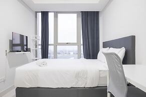 Fancy And Comfort 1Br At Gold Coast Apartment