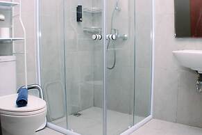 Comfort 2Br At Pollux Chadstone Apartment