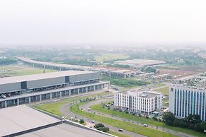 Restful And Modern Studio At Vasanta Innopark Apartment