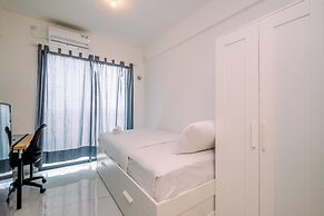 Modern Look And Comfy Studio At Sky House Bsd Apartment