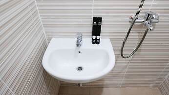 Homey And Comfy Studio At Puncak Bukit Golf Surabaya Apartment