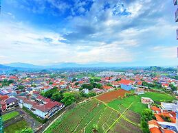 Minimalist Studio Apartment at Oxford Jatinangor