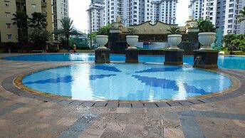 Homey Combined Unit 3Br Apartment At Mediterania Palace Residences