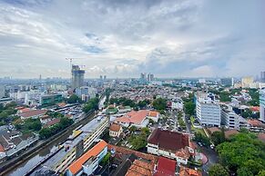Nice Designed And Homey Studio At Menteng Park Apartment
