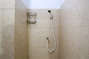 Cozy Living And Tidy 2Br Green Bay Pluit Apartment