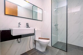 Nice And Strategic 1Br At Ciputra World 2 Apartment