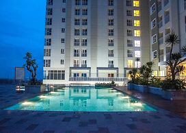 Deluxe And Cozy 2Br Apartment At Skyland City Jatinangor