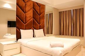 Modern Look And Comfortable 1Br Gold Coast Apartment Pik