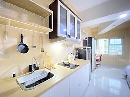 Simply Homey Studio at Stanford Jatinangor Apartment