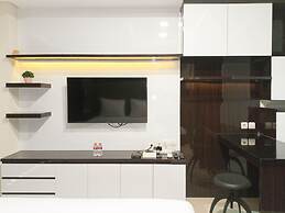 Luxury Studio At Patraland Amarta Apartment