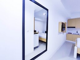 Cozy Studio At 9Th Floor Paltrow City Apartment