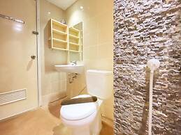 Fancy And Nice 2Br Apartment At Parahyangan Residence