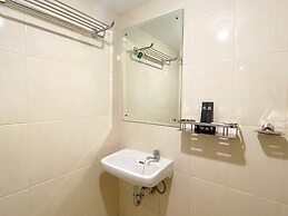 Restful And Functional Studio Apartment At Springlake Summarecon Bekas