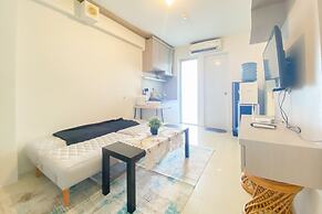 Beautiful And Cozy 2Br Bassura City Apartment
