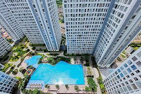 Scenic And Comfortable 2Br Apartment M-Town Residence