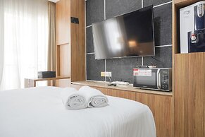 Minimalist And Comfort Stay Studio Room At Signature Park Grande Apart