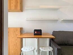 Warm And Minimalist 2Br At Northland Ancol Apartment