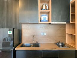 Stylisth 1Br At Tokyo Riverside Pik 2 Apartment