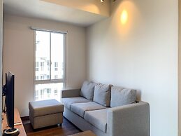Stylisth 1Br At Tokyo Riverside Pik 2 Apartment
