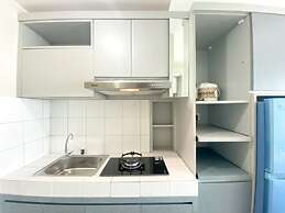 Restful Studio At Springlake Summarecon Apartment Near Mall