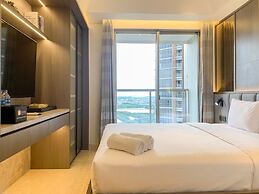 Warm And Modern Look Studio Room At Gold Coast Apartment