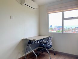 Warm And Homey 1Br At Belmont Residence Puri Apartment
