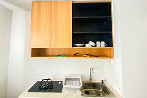 Comfort 1Br At Patraland Urbano Apartment