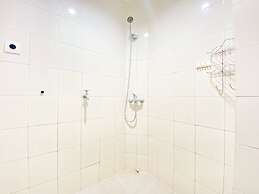 Chic And Cozy 2Br At Mekarwangi Square Cibaduyut Apartment