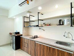 Minimalist And Strategic Studio Apartment At Grand Kamala Lagoon