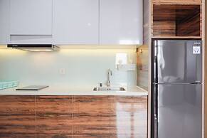 Modern And Comfort Stay 2Br At Ciputra International Apartment