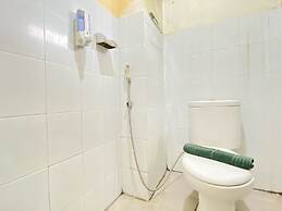 Graceful 2Br Apartment At Gateway Ahmad Yani Cicadas