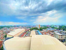 Spacious And Unique 1Br At Jarrdin Cihampelas Apartment