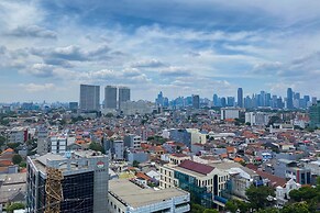 Great Choice And Elegant 2Br At Capitol Suites Apartment