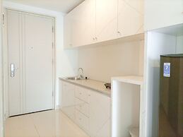 Elegant And Minimalist Studio At Mataram City Apartment
